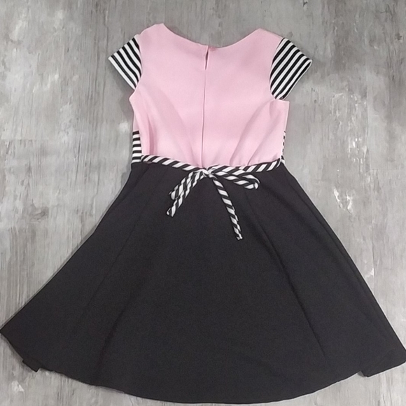 Youngland girls dress - Picture 2 of 2